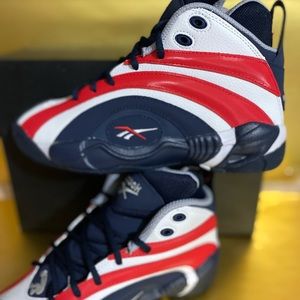 Reebok shaqnosis basketball sneakers SZ 7.5